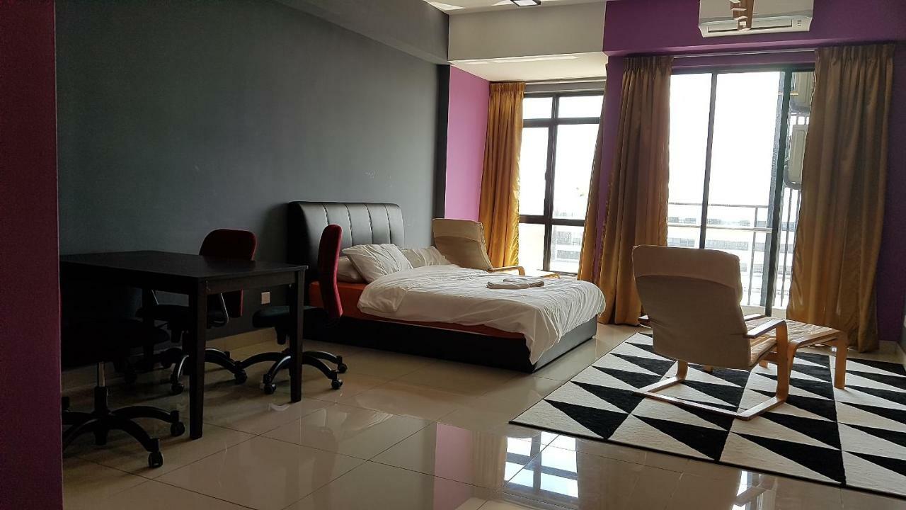 Utropolis By Miric Apartment Shah Alam Luaran gambar